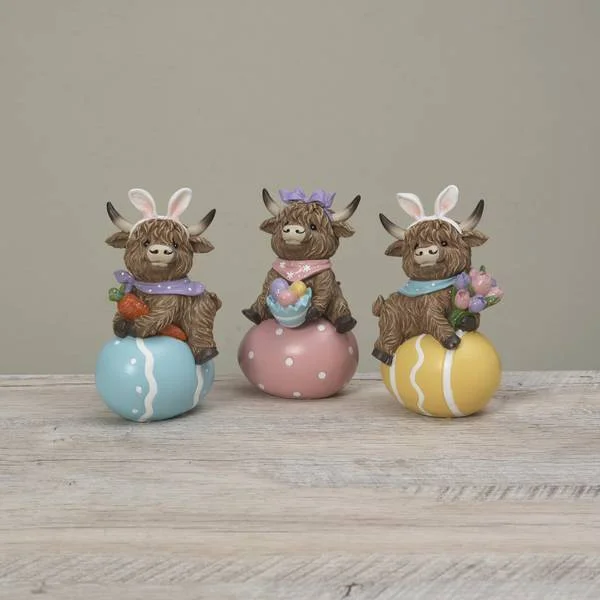 5.31″ Highland Cow Easter Decorations on Eggs Assortment