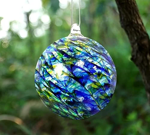6-Inch Solar Powered Wavy Swirl Hanging Glass Gazing Ball Outdoor Garden Decoration (Blue & Green)