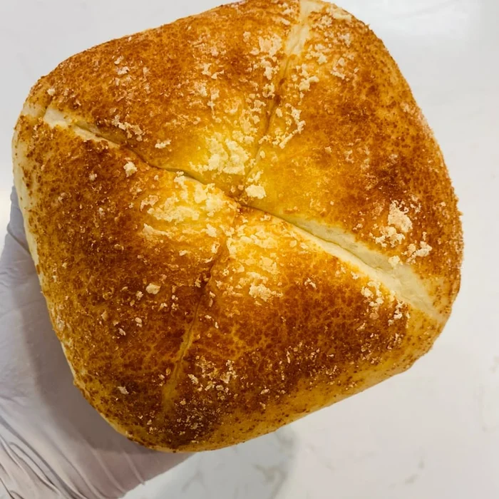 Cheesy Smoked Chicken Bread