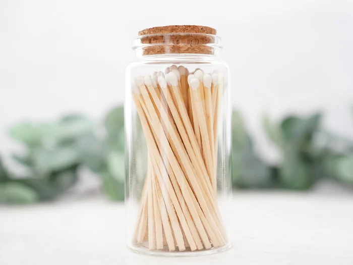 Decorative 4″ White Tip Matches in Glass Jar