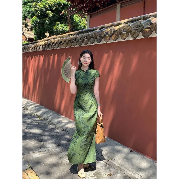 New Chinese style retro improved cheongsam half sleeved long skirt in size S