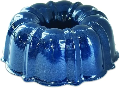 Nordic Ware Formed Bundt Pan, 12-Cup, Navy