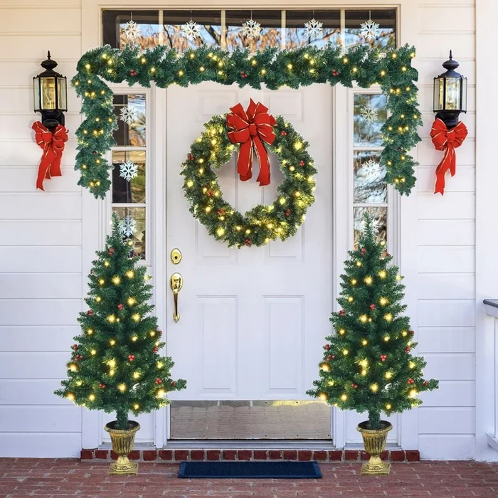 Pre-Lit 4-Piece Christmas Decoration Set