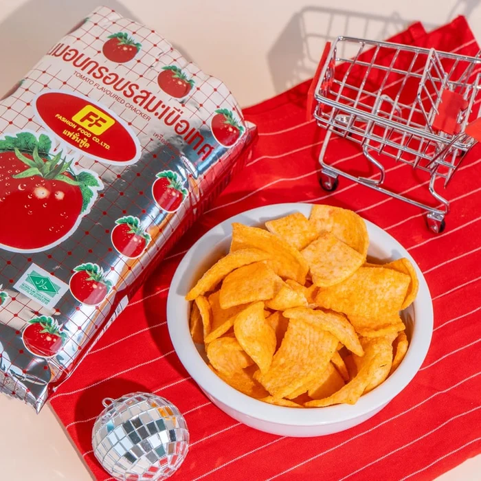 Thai Tomato Flavored Cracker, 0.98 oz [Jisoo Blackpink Favorite]