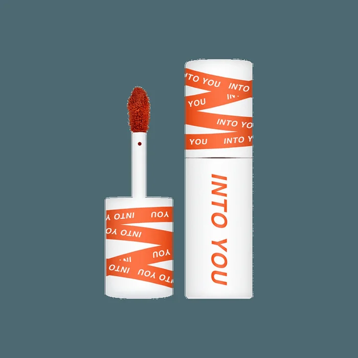 The female protagonist's foggy lips and cheeks dual use velvet matte lip paste EM06 roasted tomato color 2g