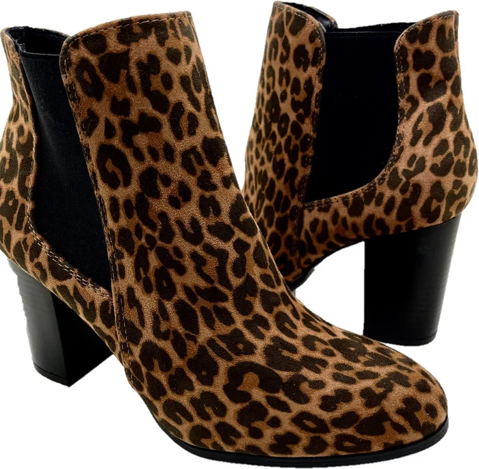 Women's Stunning Leopard Fashion Boots
